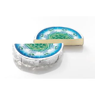 Edler Weisser Rahmbrie am Stück