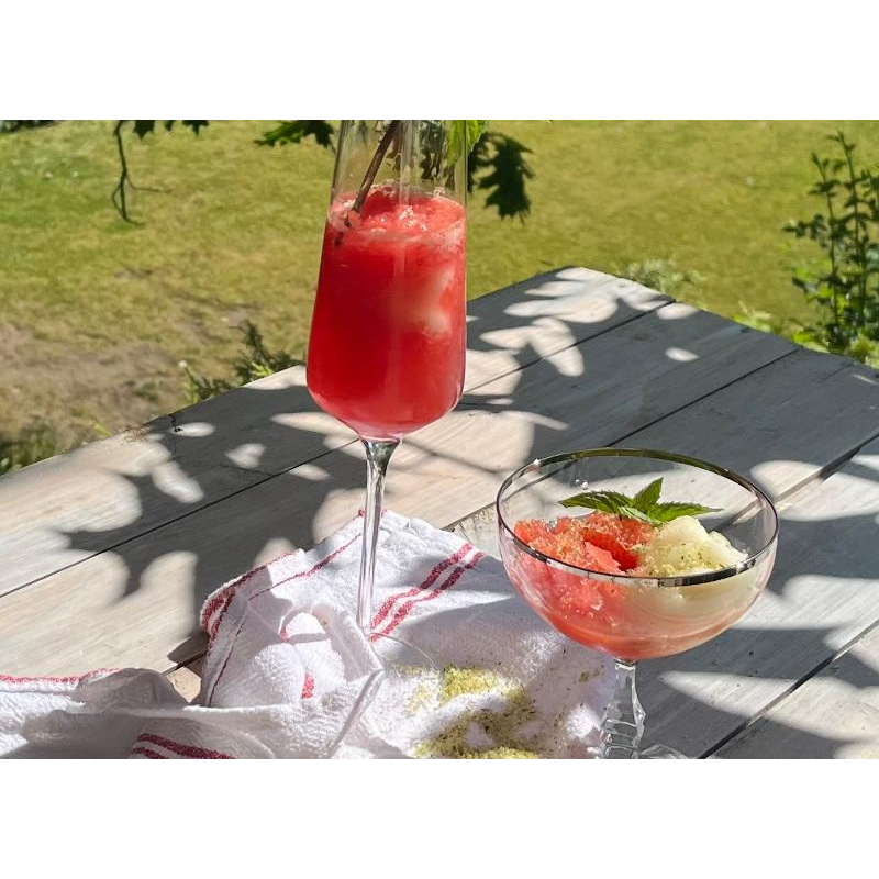 Melonen-Slushy mit Minz-Zucker