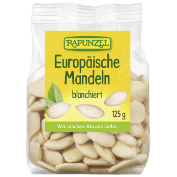Europäische Mandeln blanchiert
